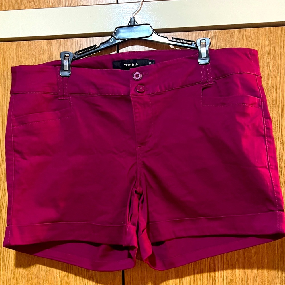NWOT Torrid shorts pink magenta cotton blend Mid-Rise Short size 18